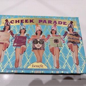 Benefit Cheek Parade Blush Palette